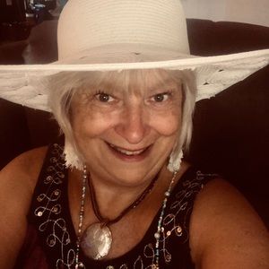 Meet your Posher, Dawn